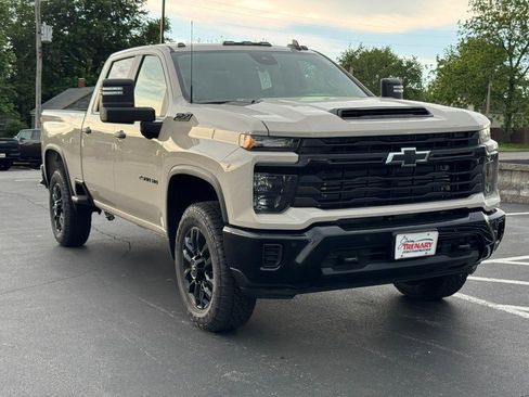 New 2026 Chevrolet Silverado 2500 Custom AWD/4WD image 18