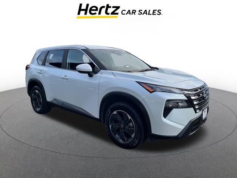 Used 2025 Nissan Rogue SV image 1