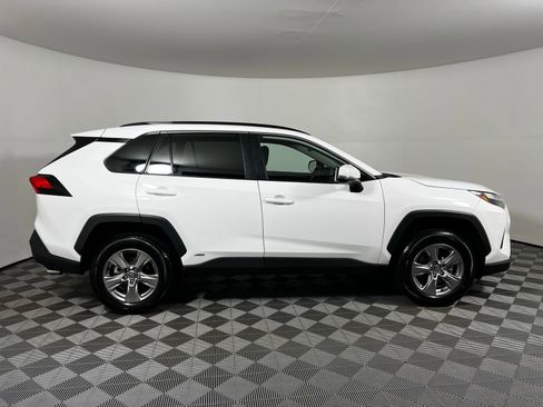 Certified 2025 Toyota RAV4 XLE image 4