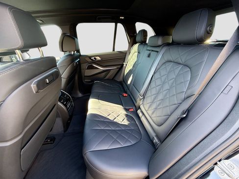 Used 2025 BMW X5 xDrive40i image 22