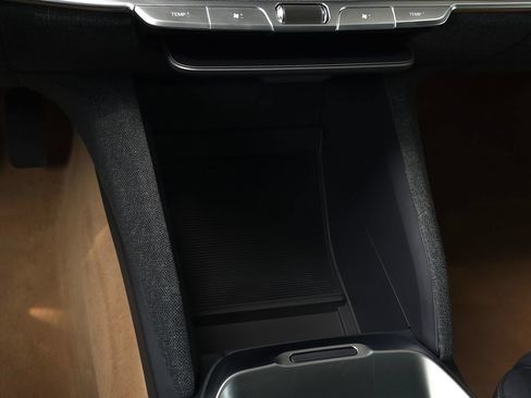 Used 2025 Lucid Air Touring AWD/4WD image 36