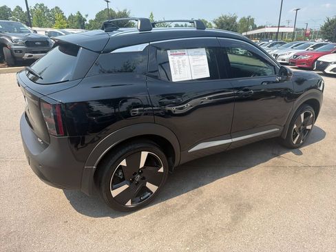 Certified 2026 Nissan Kicks SR w/ Cold Weather Package FWD image 6