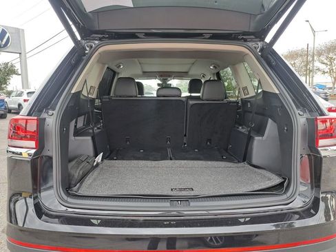 Used 2025 Volkswagen Atlas SEL image 27