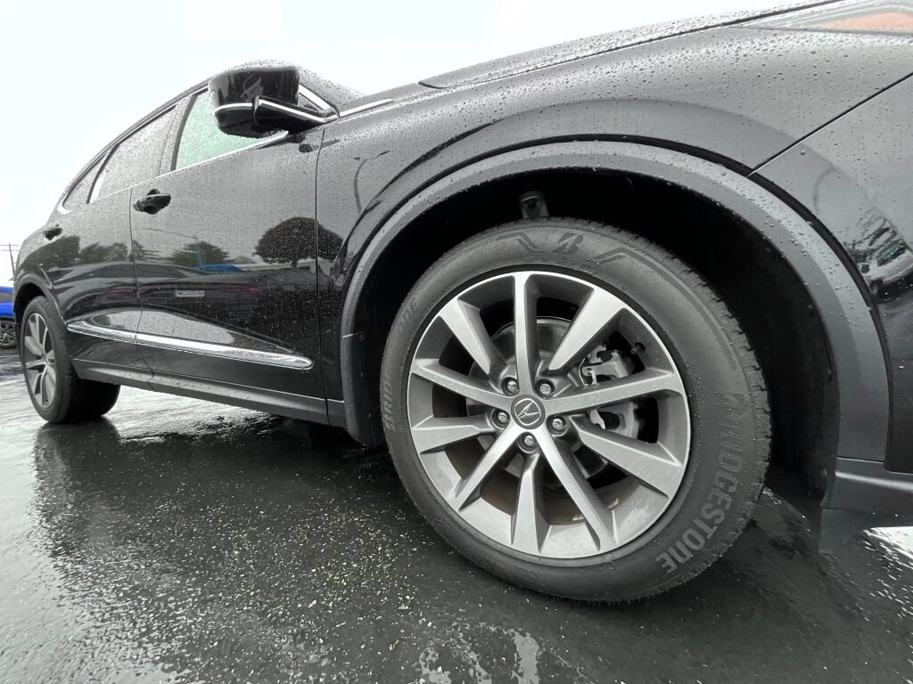 Certified 2026 Acura MDX w/ Technology Package FWD image 9