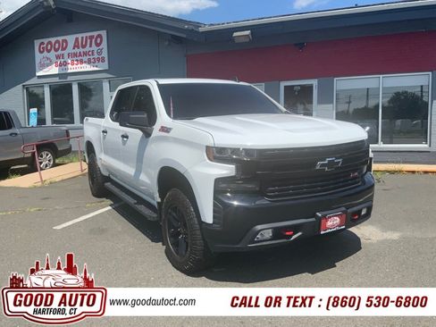 Used 2021 Chevrolet Silverado 1500 LT Trail Boss w/ Convenience Package II AWD/4WD image 3