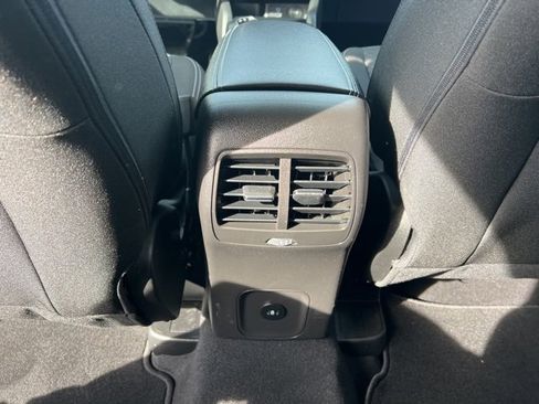 Used 2023 Ford Escape Active image 18