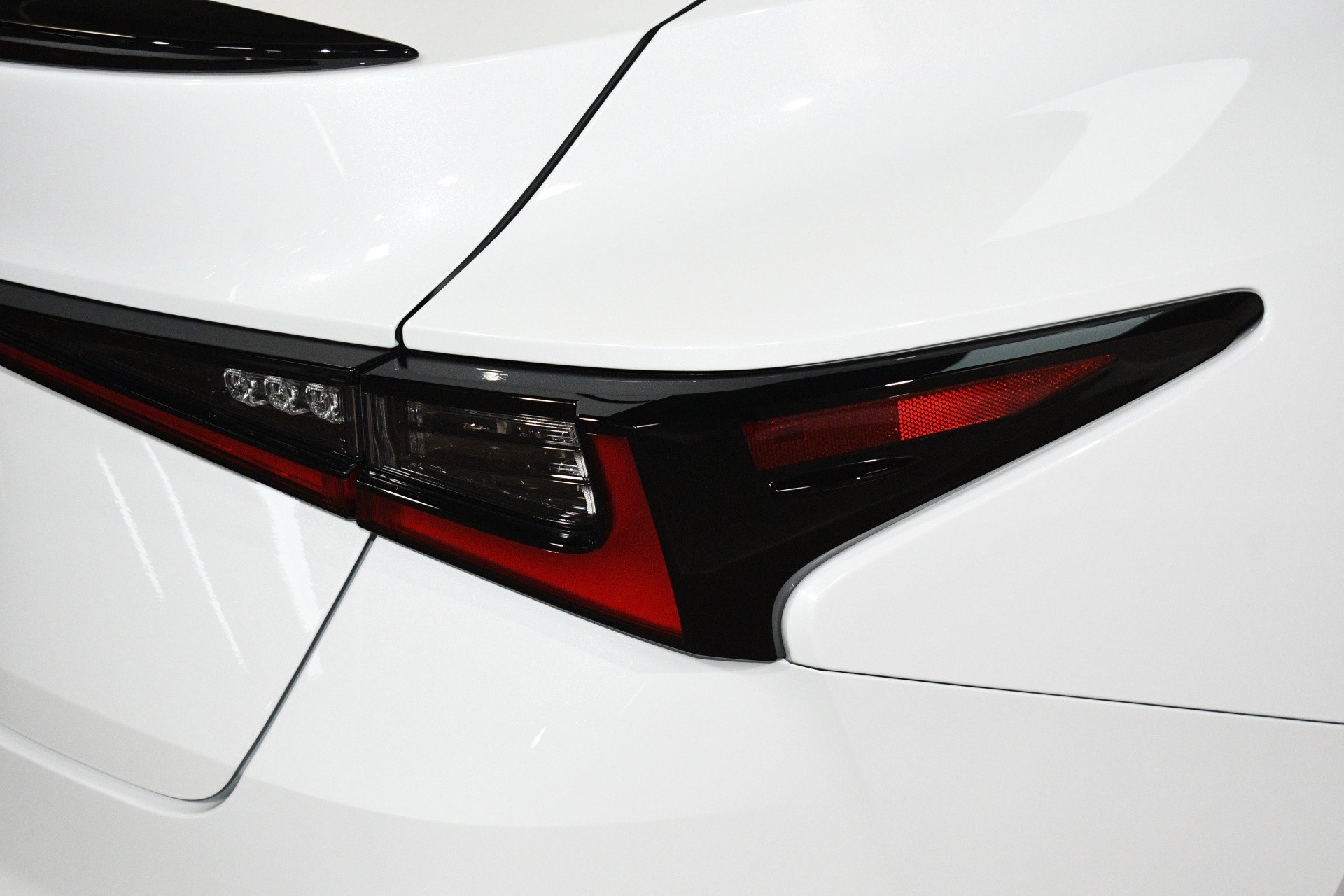 Used 2025 Lexus IS 350 F Sport RWD image 59
