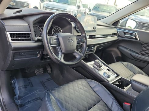 Used 2022 Mitsubishi Outlander SEL FWD image 13