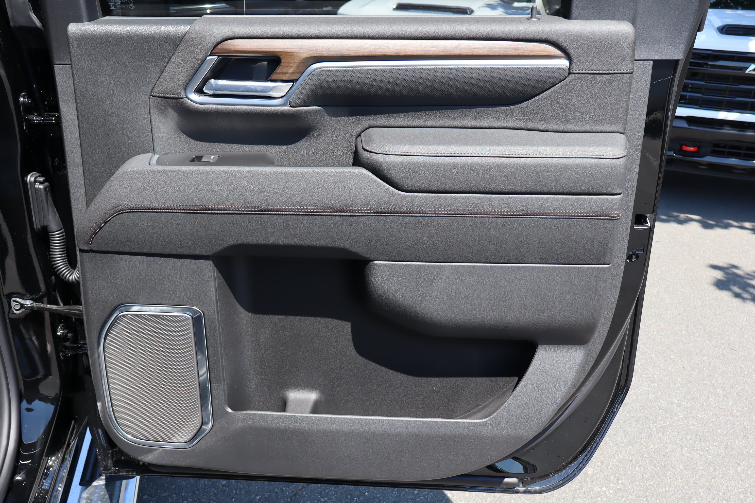 New 2026 Chevrolet Silverado 2500 High Country w/ High Country Premium Package AWD/4WD image 25