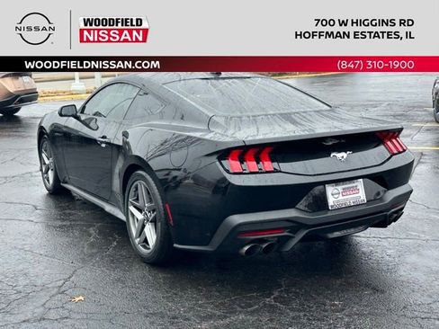 Used 2025 Ford Mustang Coupe image 6