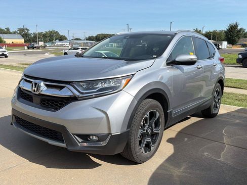 Used 2017 Honda CR-V Touring image 1
