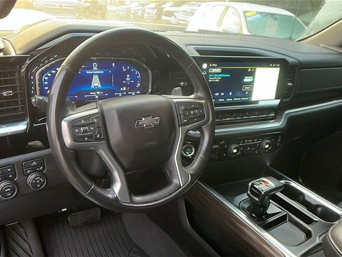 Certified 2022 Chevrolet Silverado 1500 RST image 22