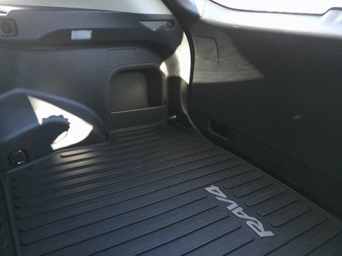 Used 2023 Toyota RAV4 LE image 29