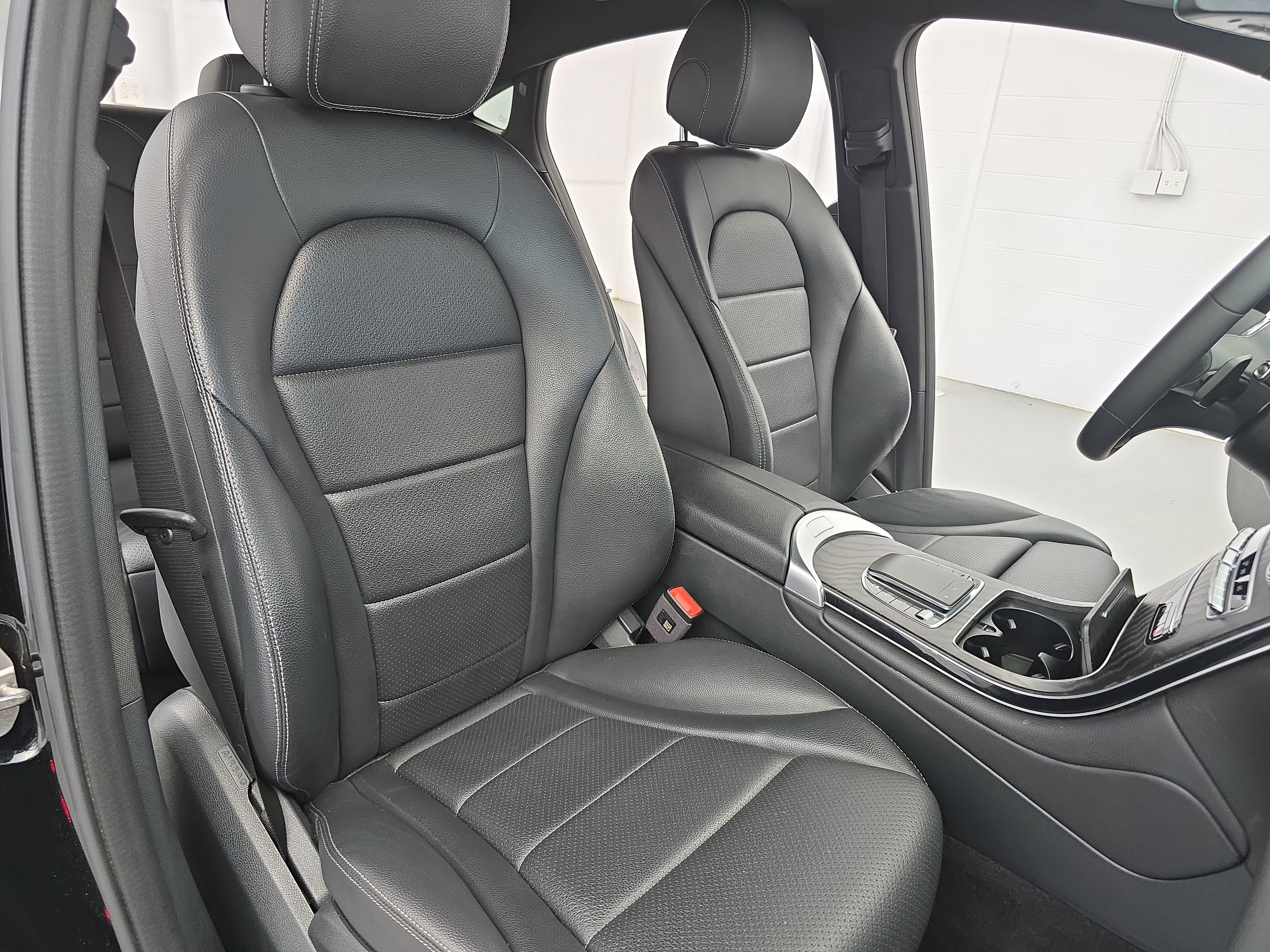 Certified 2023 Mercedes-Benz GLC 300 4MATIC Coupe image 10