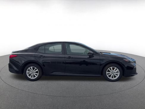 Used 2025 Toyota Camry LE image 16