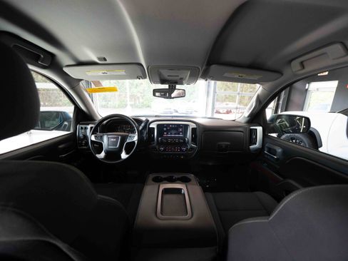 Used 2015 GMC Sierra 1500 SLE w/ SLE Value Package AWD/4WD image 19