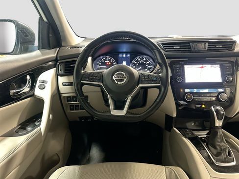 Used 2022 Nissan Rogue Sport SL AWD/4WD image 22