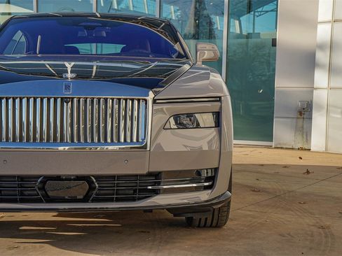 New 2026 Rolls-Royce Spectre image 6
