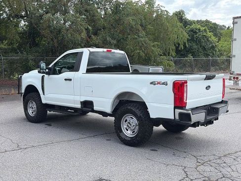 Certified 2025 Ford F250 XL w/ XL Chrome Package AWD/4WD image 5