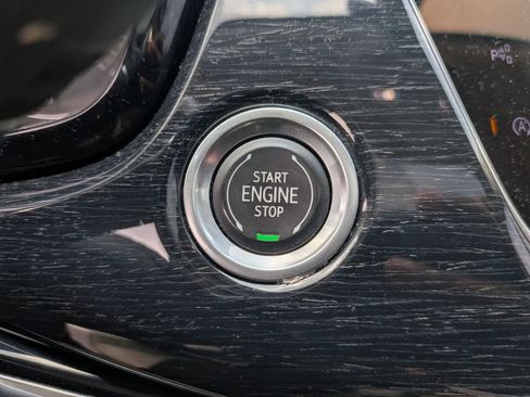 Used 2021 Cadillac XT6 Premium Luxury FWD image 16