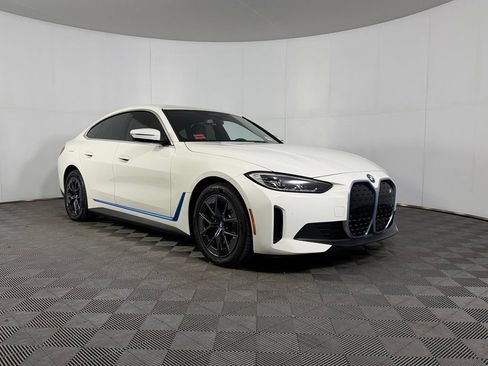 Used 2023 BMW i4 eDrive35 RWD image 2