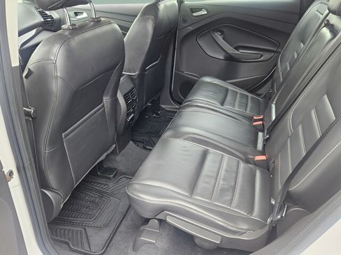 Used 2017 Ford Escape Titanium AWD/4WD image 9