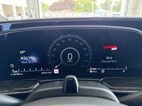 Certified 2023 Cadillac Escalade Premium Luxury AWD/4WD image 72