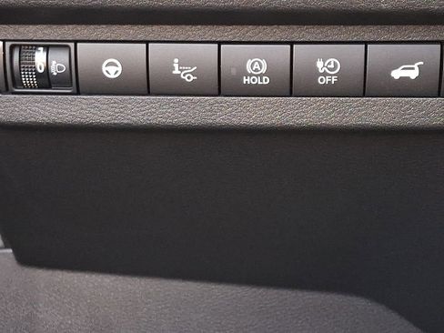 Certified 2024 Nissan Ariya AWD image 25