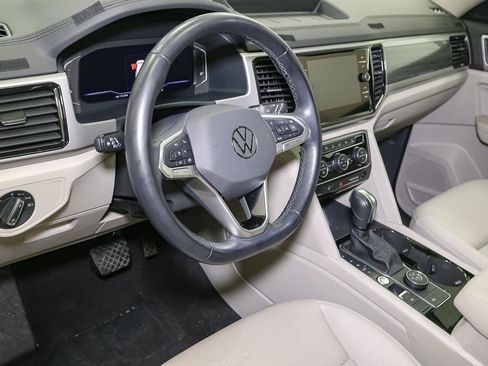 Used 2021 Volkswagen Atlas SEL AWD/4WD image 25
