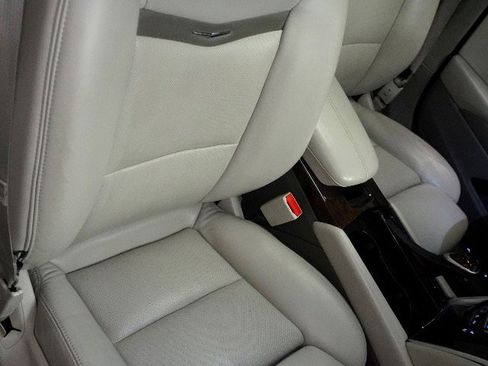 Used 2013 Cadillac XTS Platinum w/ Driver Assist Package image 9