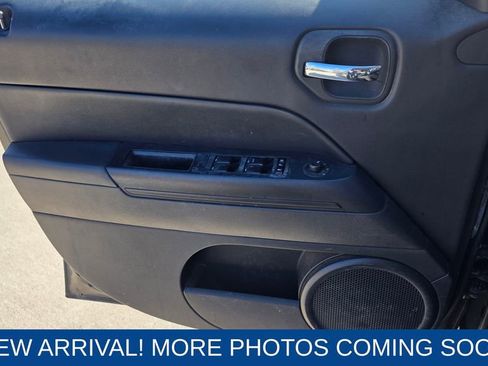 Used 2016 Jeep Patriot High Altitude image 11