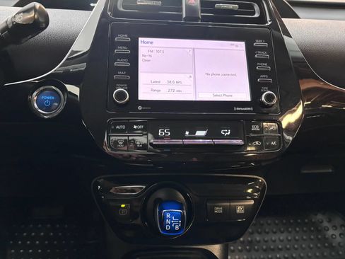 Used 2022 Toyota Prius LE FWD image 17