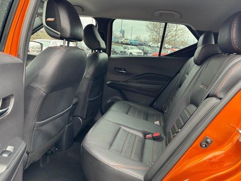 Used 2020 Nissan Kicks SR w/ SR Premium Package image 10