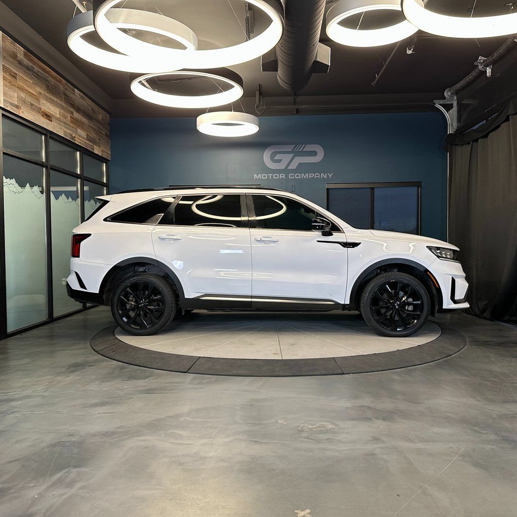 Used 2021 Kia Sorento SX AWD/4WD image 2