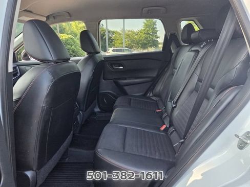 Used 2025 Nissan Rogue SV AWD/4WD image 10