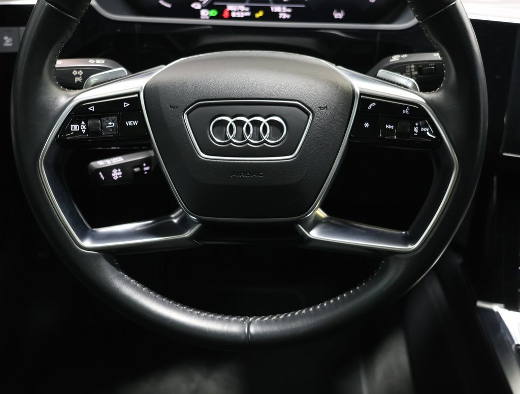 Used 2021 Audi e-tron Premium w/ Convenience Plus Package AWD/4WD image 17
