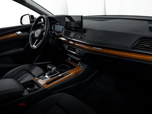 Certified 2023 Audi Q5 2.0T Premium Plus w/ Premium Plus Package AWD/4WD image 8