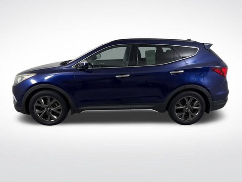 Used 2018 Hyundai Santa Fe Sport w/ Cargo Package FWD image 6