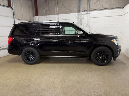Used 2020 Ford Expedition Platinum AWD/4WD image 6