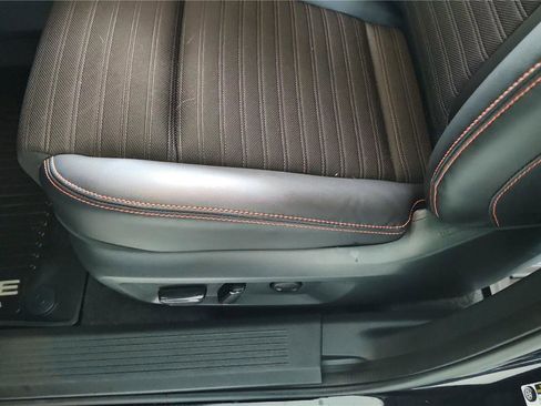 Certified 2025 Nissan Rogue SV image 19