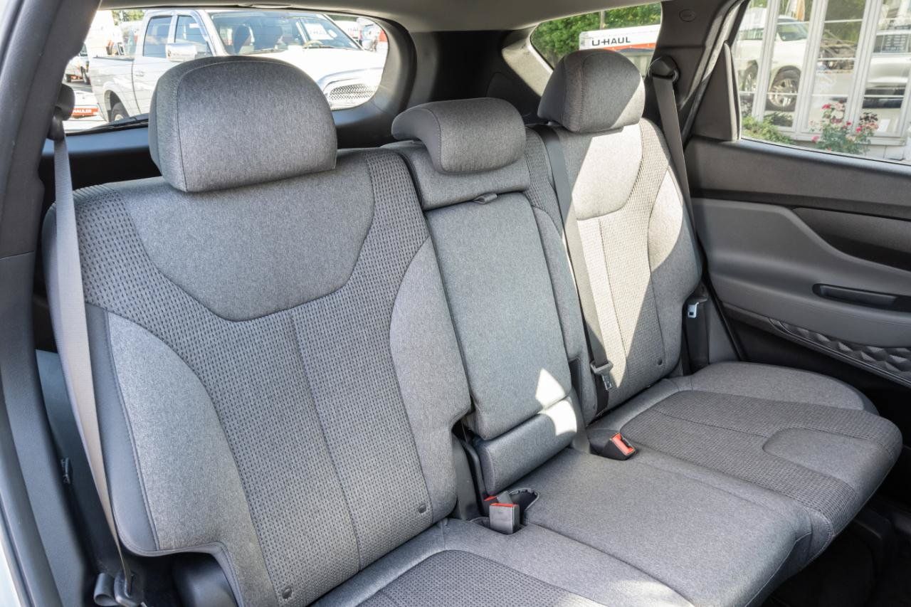 Used 2021 Hyundai Santa Fe SE FWD image 24