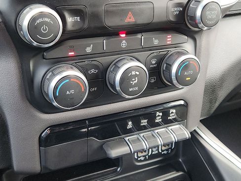 Certified 2022 RAM 1500 Big Horn image 17