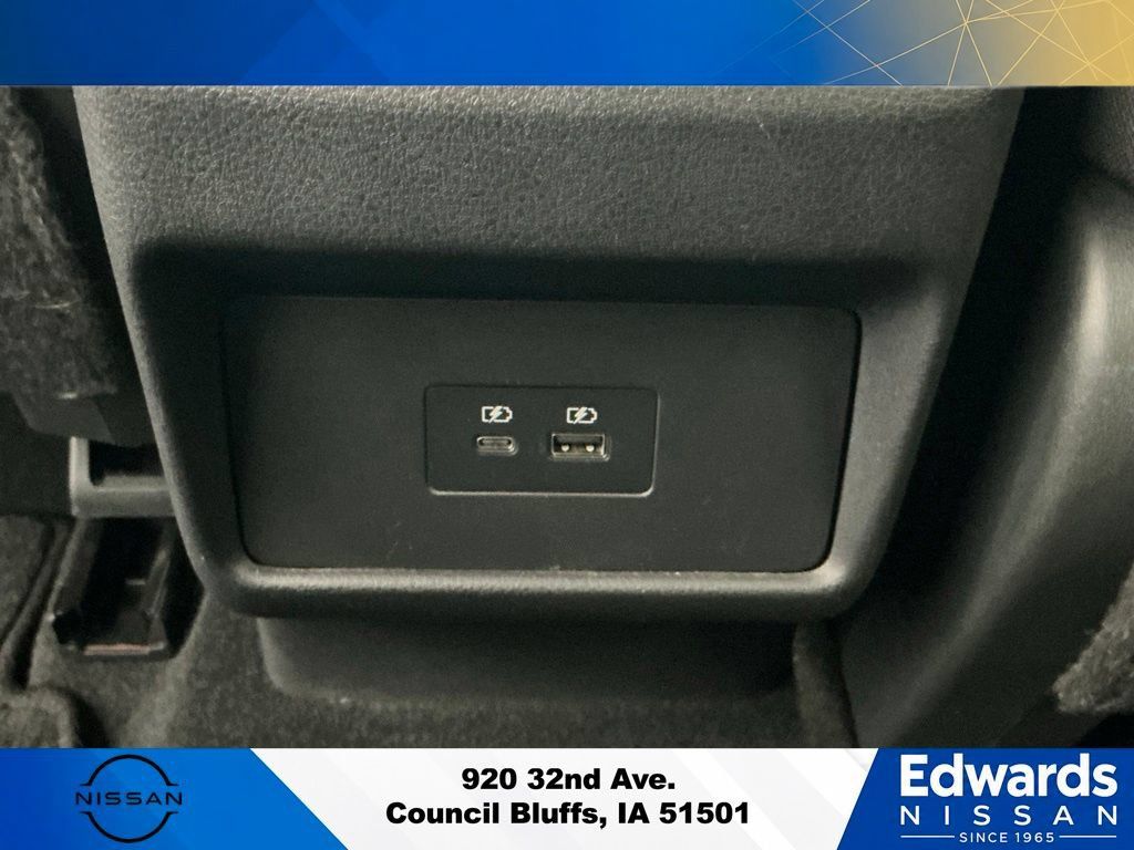 Used 2021 Nissan Rogue SV AWD/4WD image 13