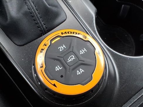 Used 2022 Ford Bronco Badlands w/ Sasquatch Package image 23