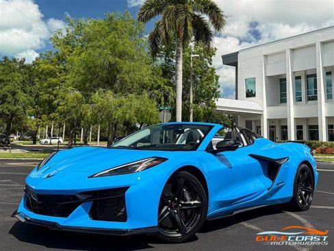 Used 2024 Chevrolet Corvette Z06 RWD image 10