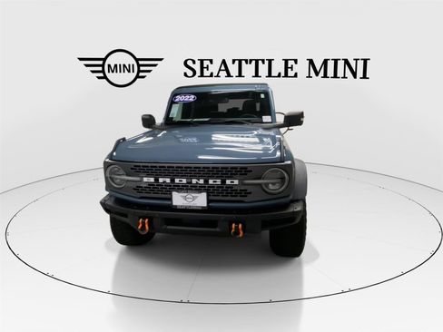 Used 2022 Ford Bronco Badlands w/ Sasquatch Package image 4