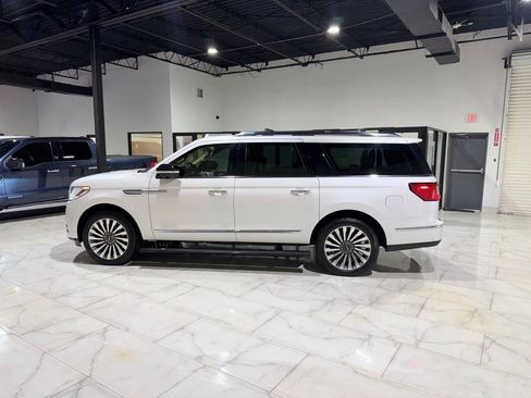 Used 2019 Lincoln Navigator L Reserve AWD/4WD image 7