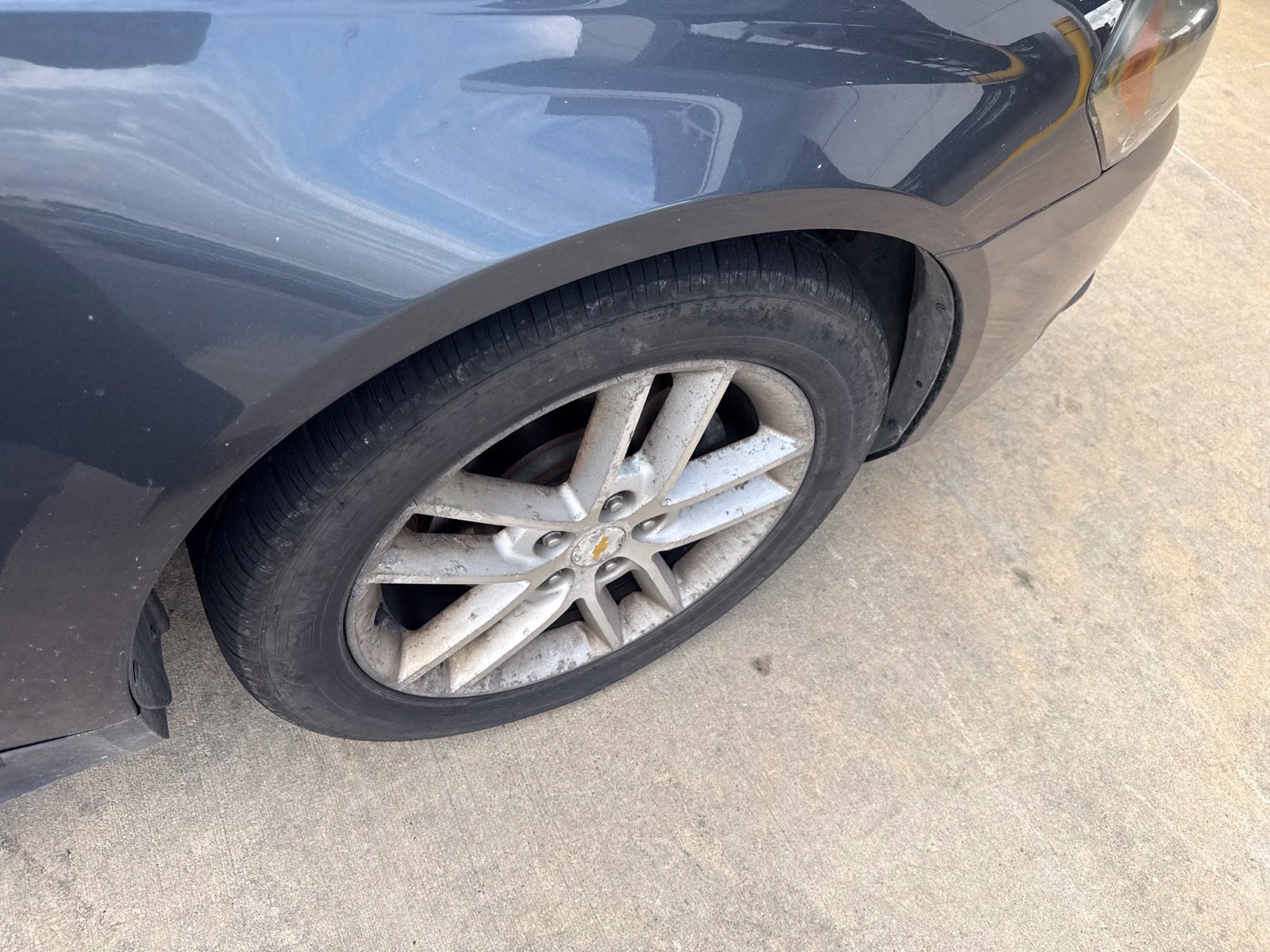 Used 2010 Chevrolet Impala LTZ FWD image 13