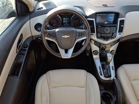Certified 2014 Chevrolet Cruze LT image 13