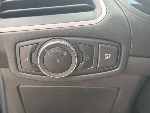 Used 2024 Ford Edge SEL AWD/4WD image 15